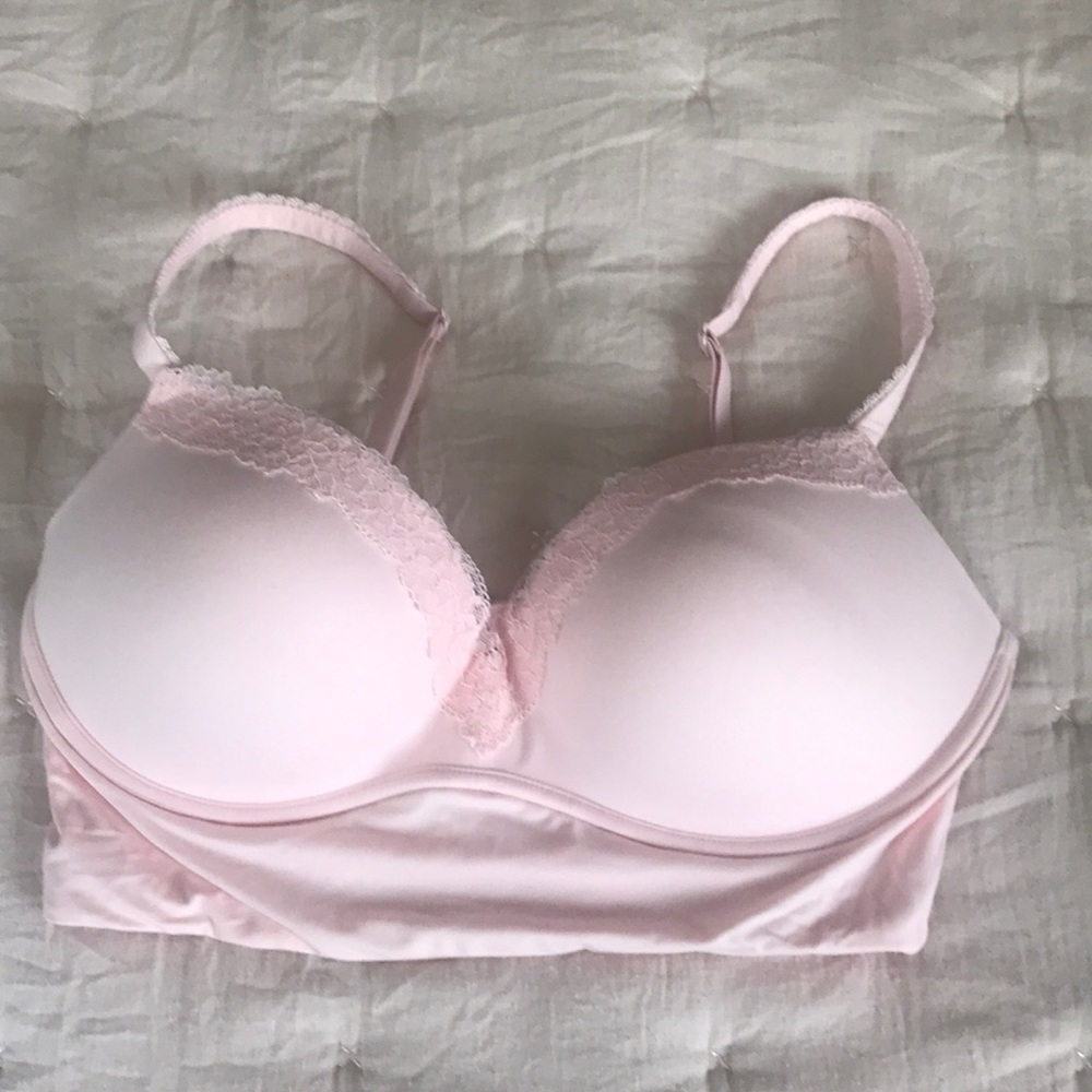 Victoria’s Secret 36D bra NWOT